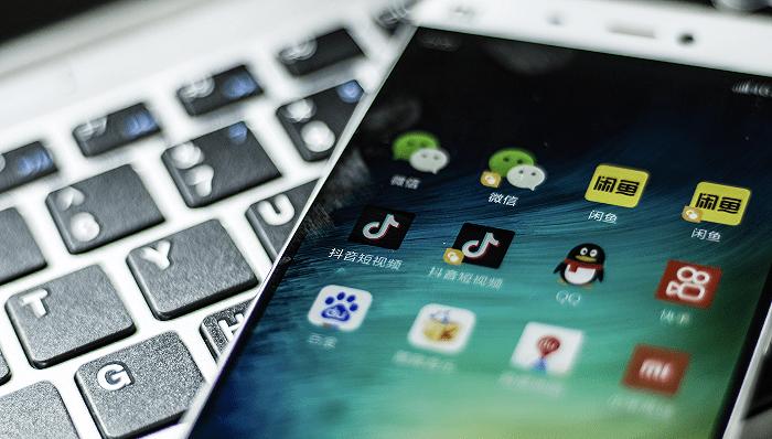内卷加剧，互联网信息服务按下“上新”暂停键